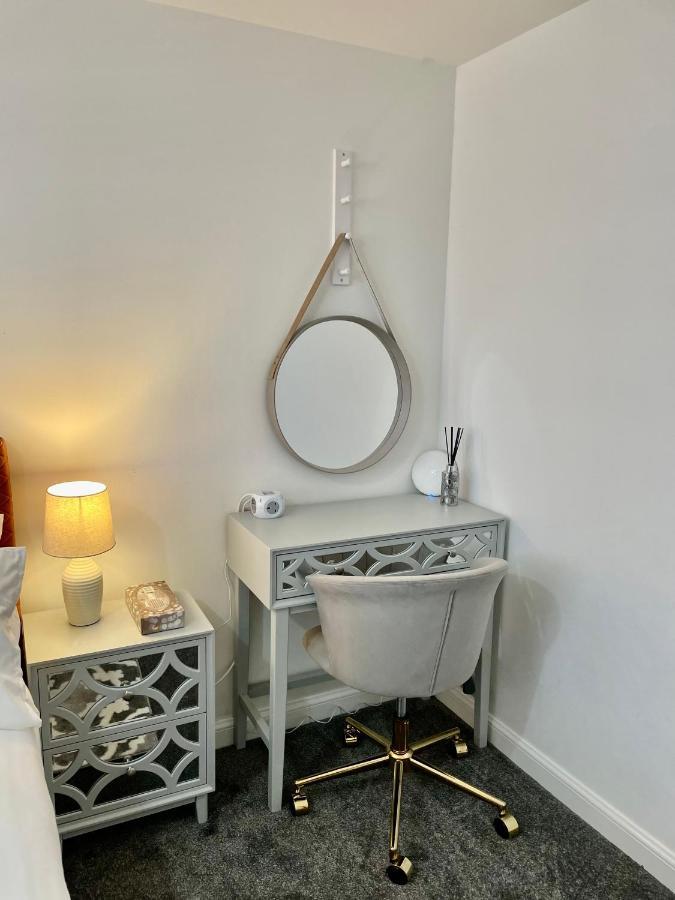Aspen Villa Хемел Хемпстед Екстериор снимка