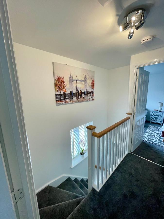 Aspen Villa Хемел Хемпстед Екстериор снимка